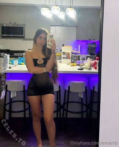 Emarrb nude photo 29