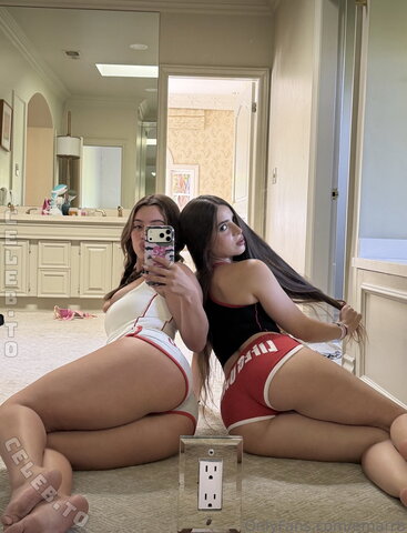 Emarrb nude photo 1