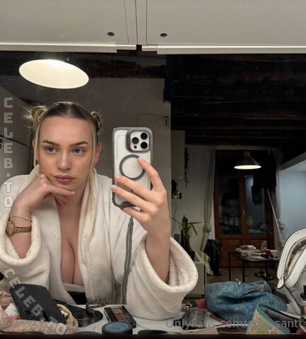 Ema.santi nude photo 42
