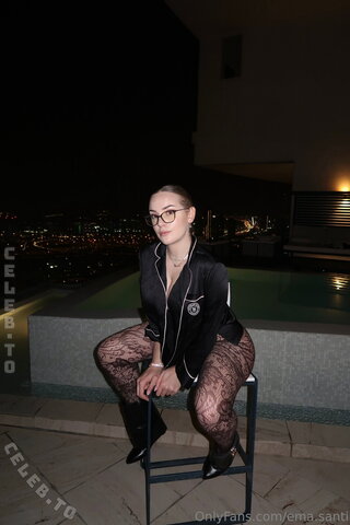 Ema.santi nude photo 22