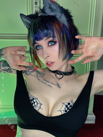 Ember wolf nude photo 10