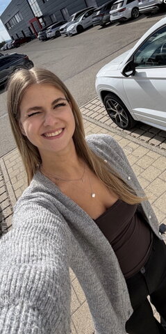 Emelybasics Sexy (3 photos)