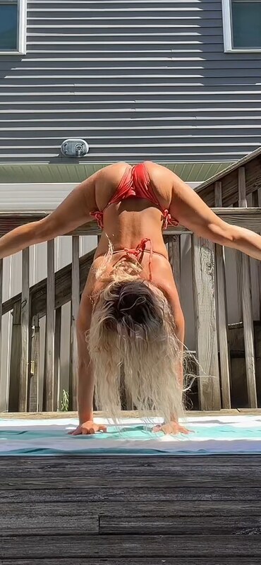 Emerald Gordon Wulf nude photo 25