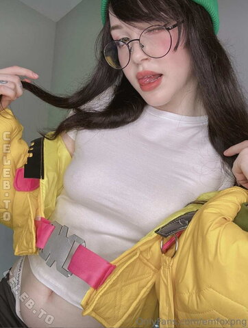 Emfoxpng nude photo 38