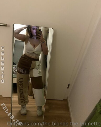 Emiglia Bader nude photo 16