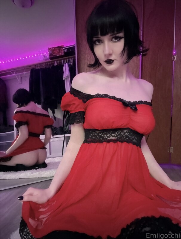 Emiigotchi nude photo 36