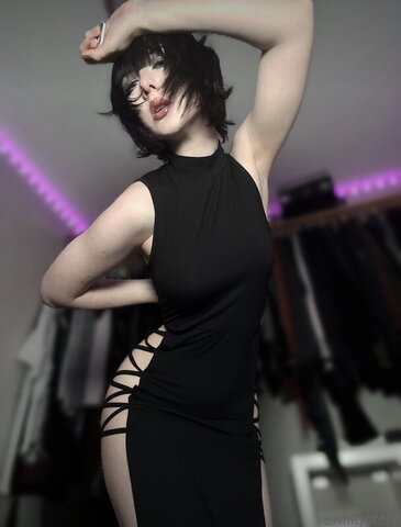 Emiigotchi nude photo 27