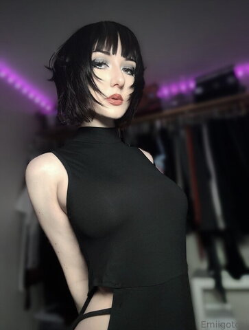 Emiigotchi nude photo 21