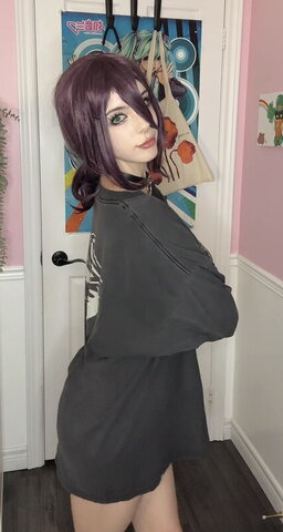 emiki28 nude photo 25
