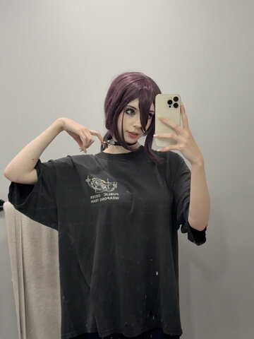 emiki28 nude photo 22