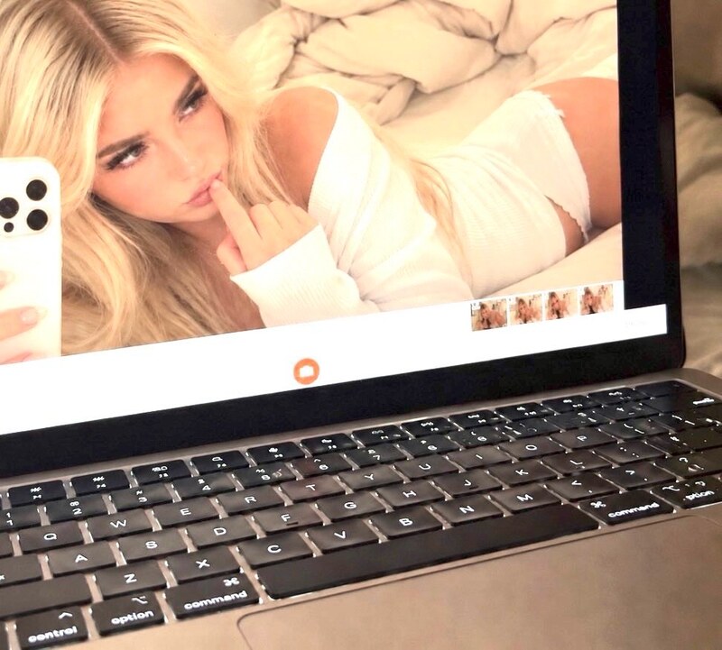 emilavie nude photo 1