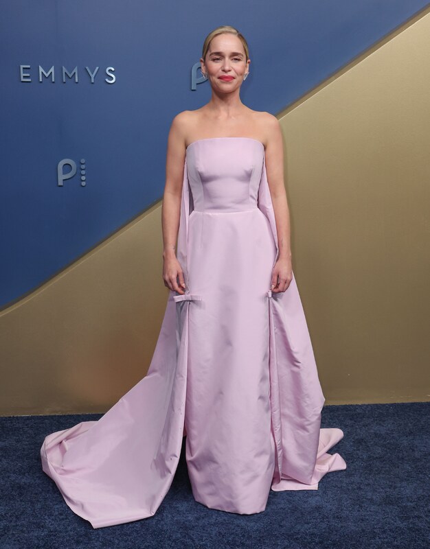 Emilia Clarke nude photo 5