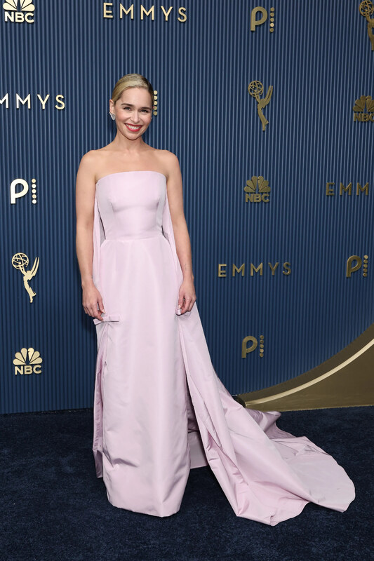Emilia Clarke nude photo 7