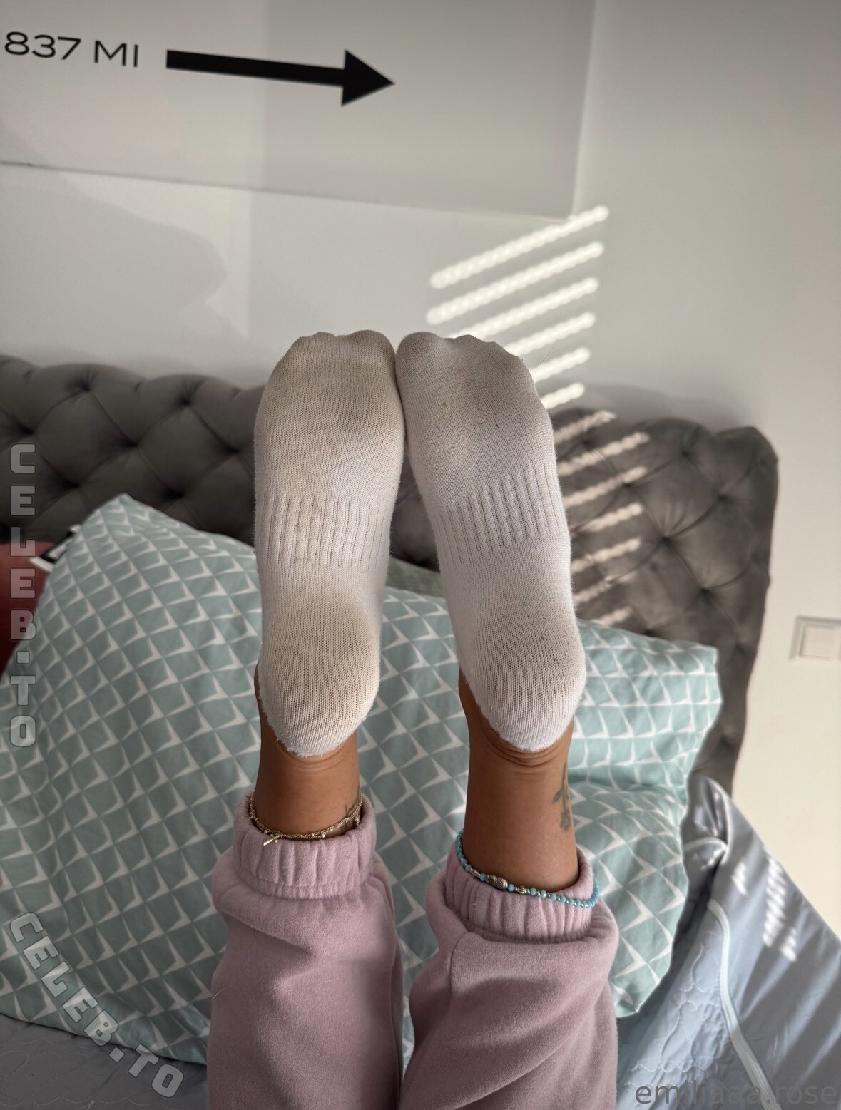 emiliaaa.rose nude photo 5