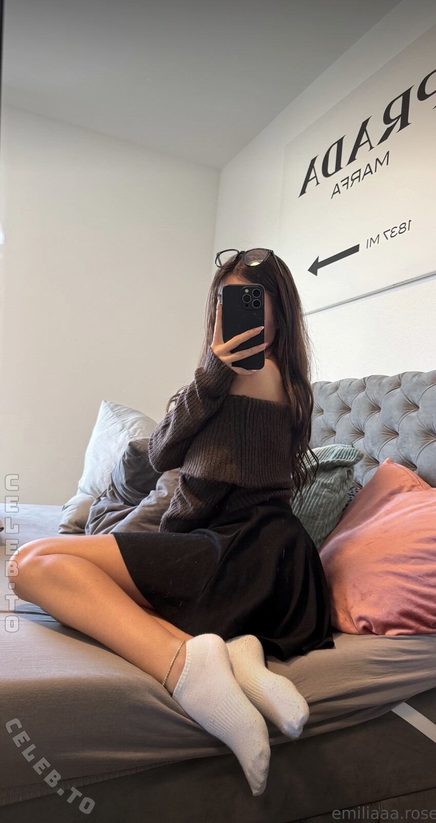 emiliaaa.rose nude photo 7
