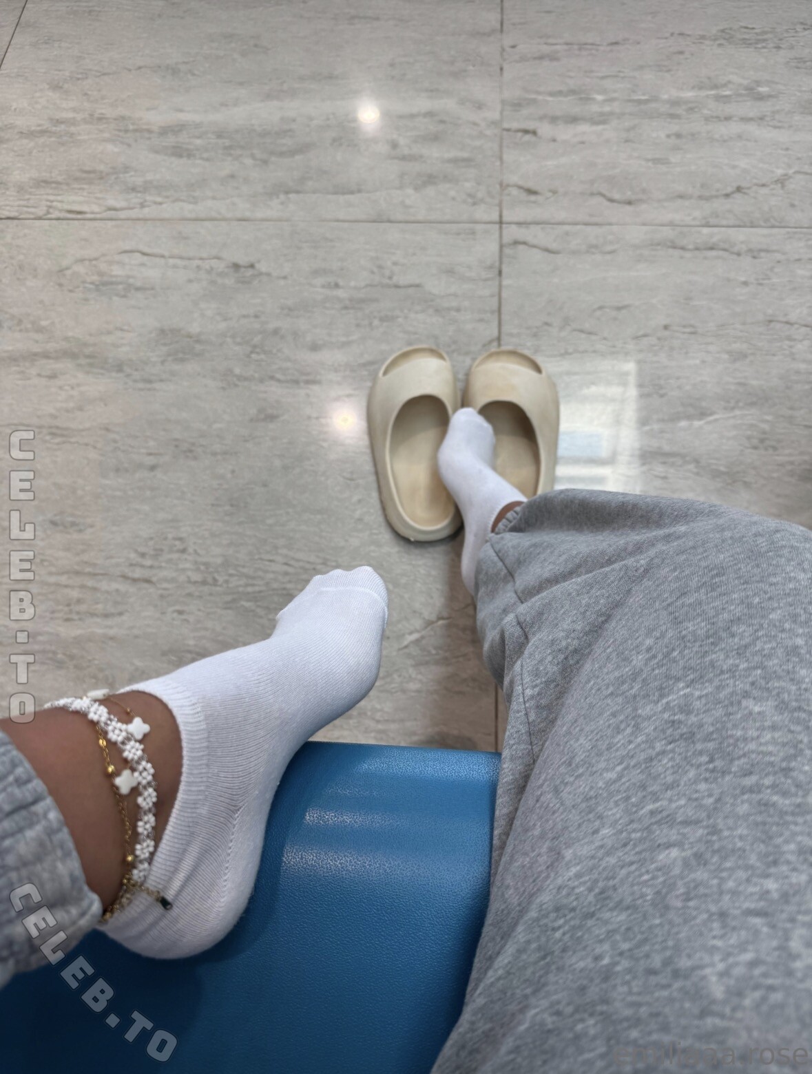 emiliaaa.rose nude photo 17