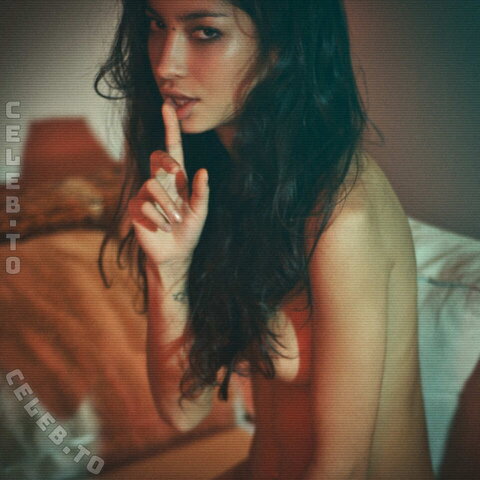 Emilie Payet nude