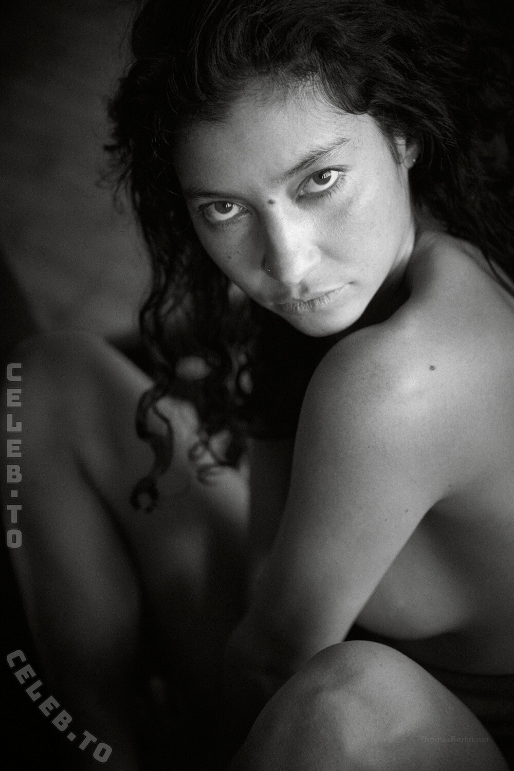Emilie Payet nude photo 14