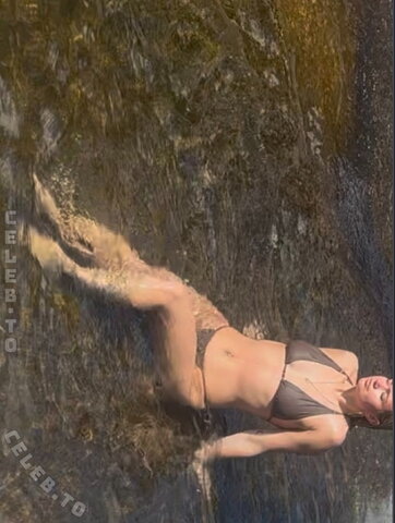 Emily Anouk Dorn nude photo 15