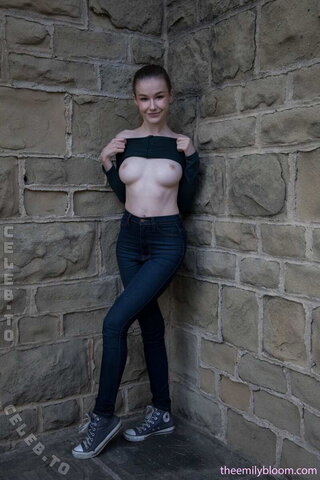 Emily Bloom nude photo 462