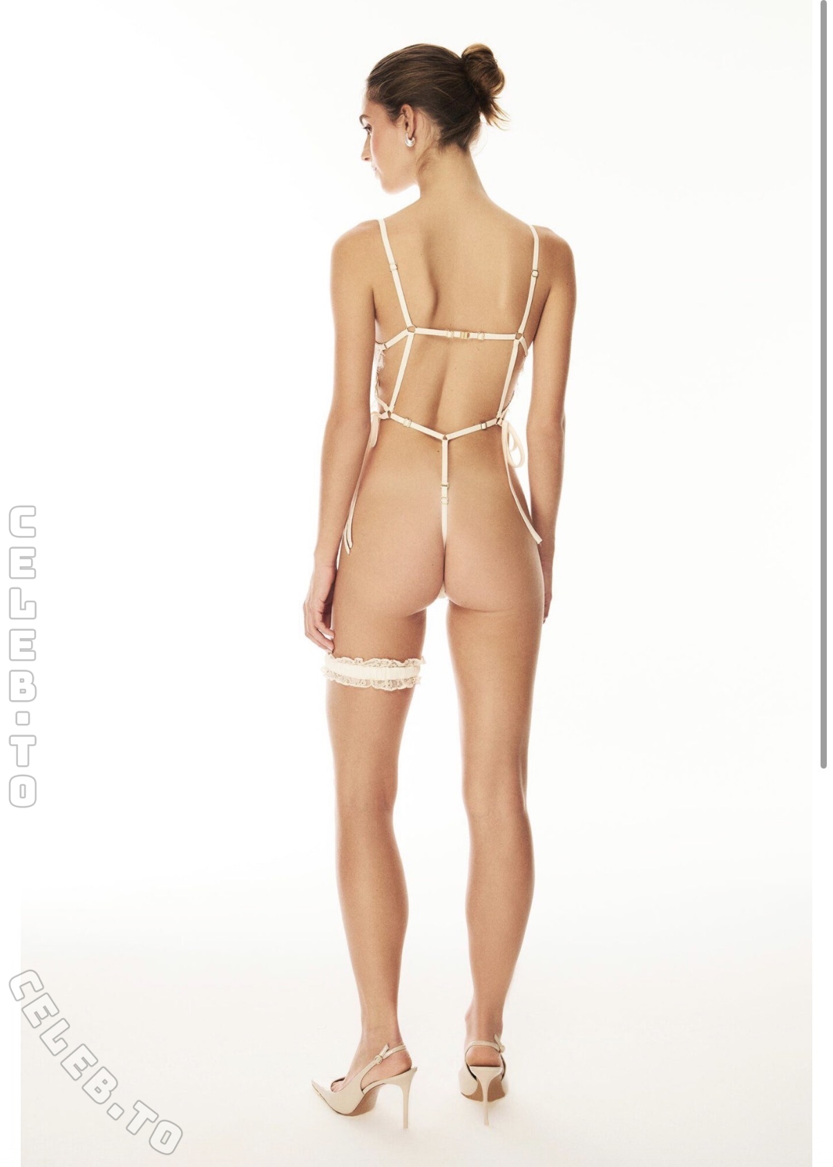 Emily Feld nude photo 13