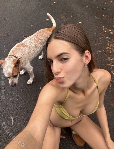 Emily Feld nude photo 24