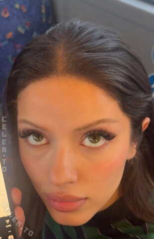 Emily Furz Hot (1 photo)