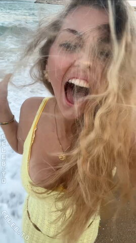 Emily Maurer nude photo 62