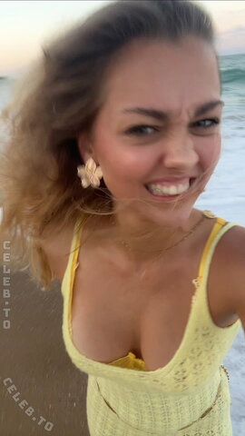 Emily Maurer nude photo 66