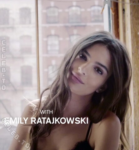 Emily Ratajkowski nude