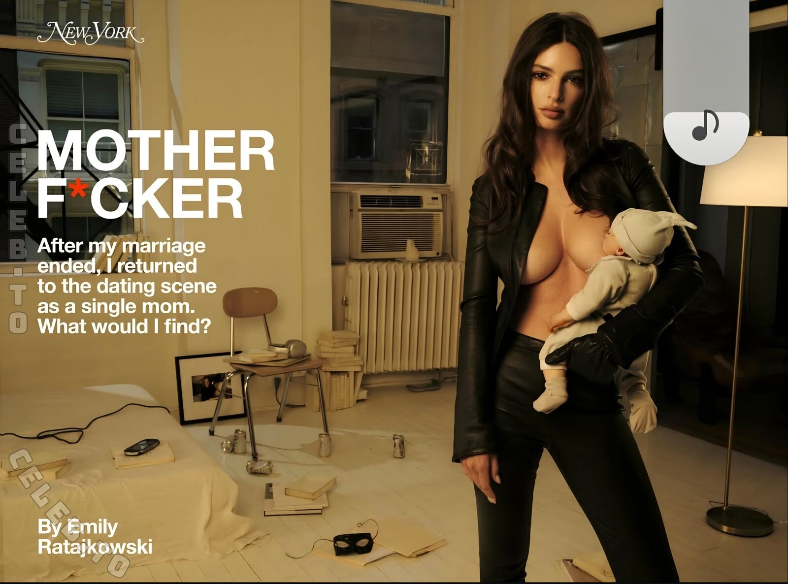 Emily Ratajkowski nude photo 1