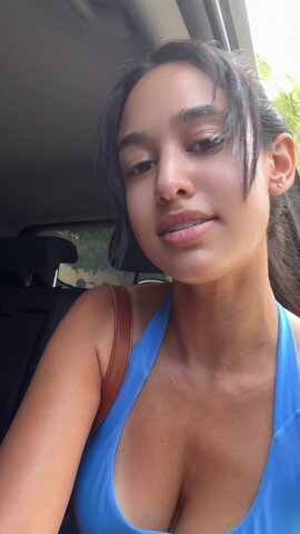 Emily Tosta nude photo 23