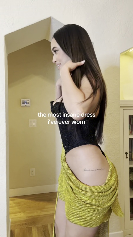 Emily Tosta nude photo 4