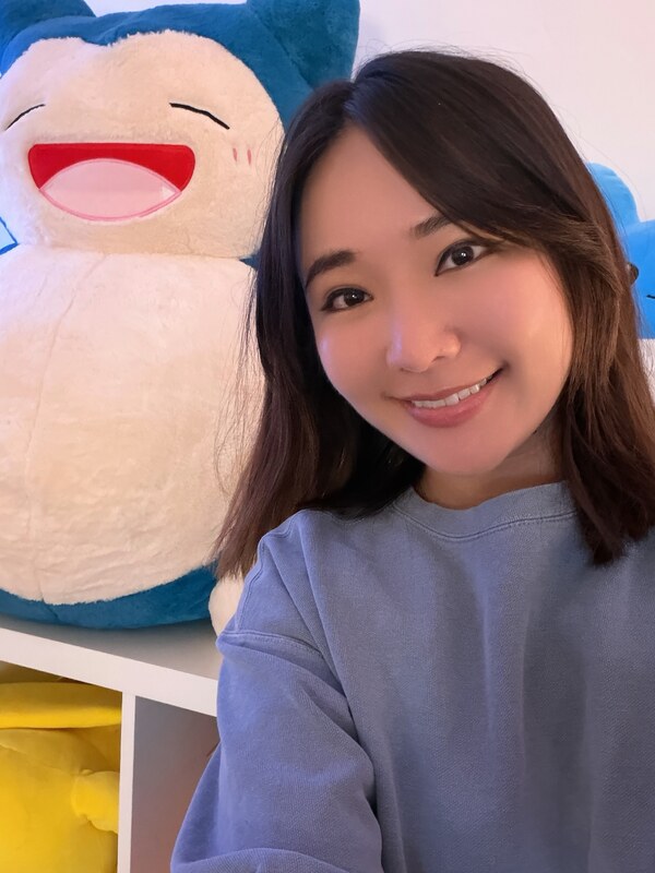 Emily Wang nude photo 3