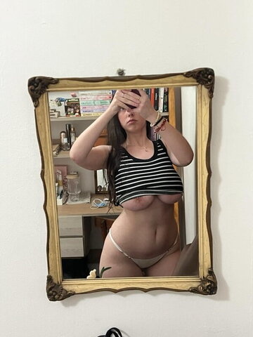 Emily_jpg New (7 photos)