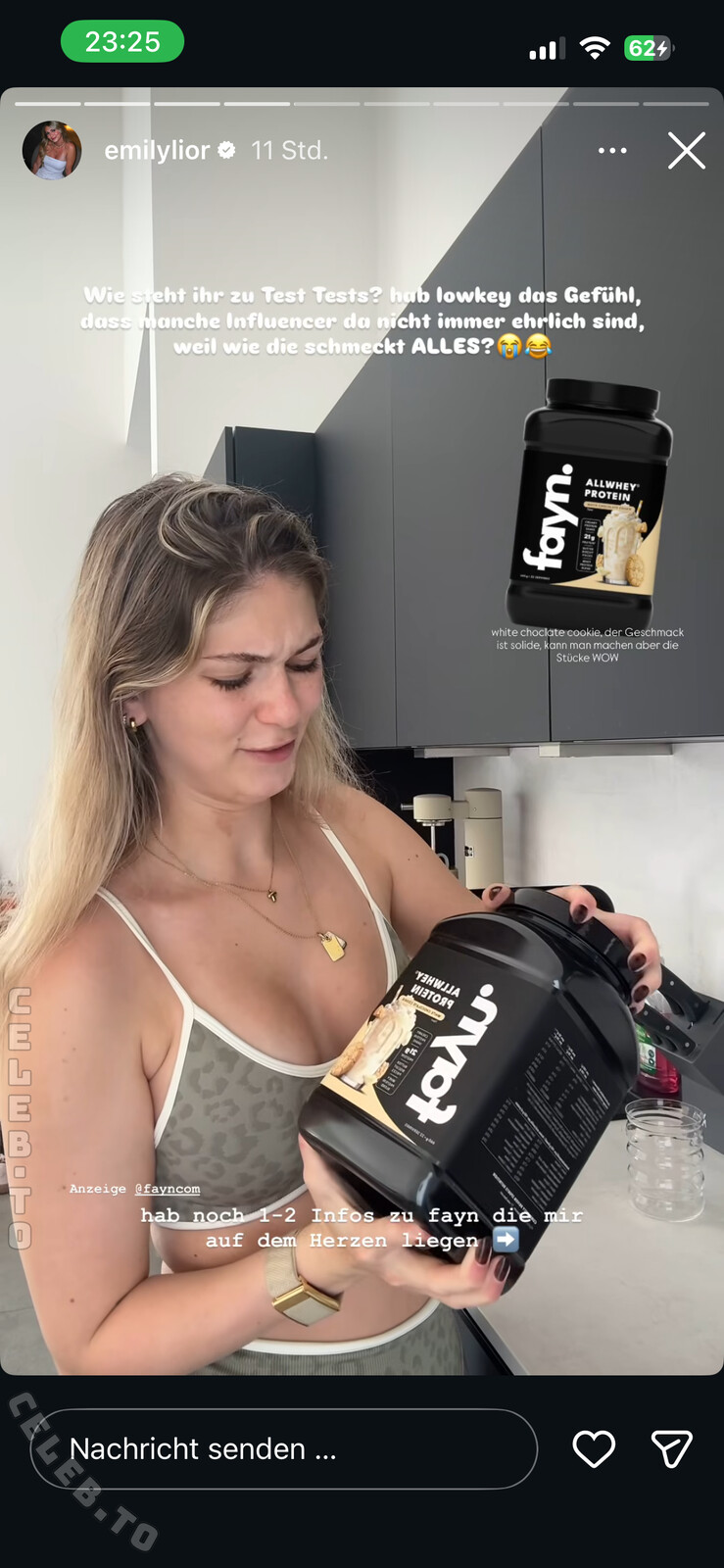 Emilylior nude photo 2