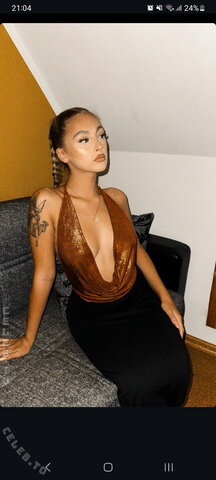 Emily._.mhl nude photo 80