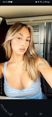 Emily._.mhl nude photo 71