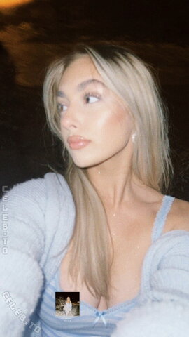 Emily._.mhl nude photo 5