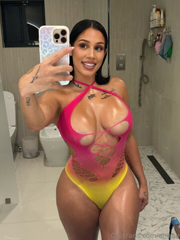 Emilyy Wild nude photo 10