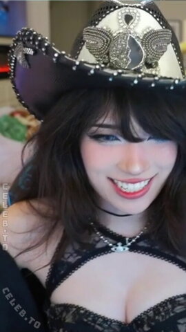 Emiru nude photo 42