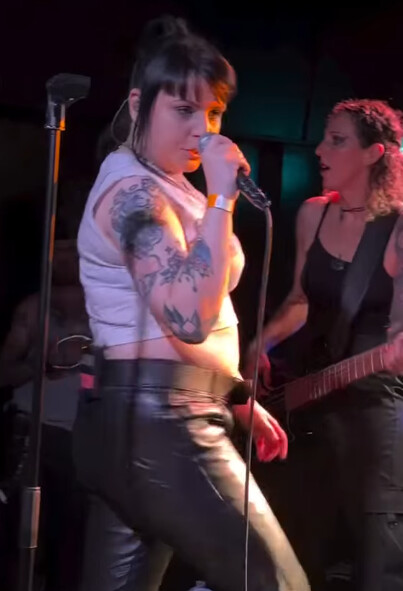 Emma Blackery nude photo 5