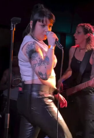 Emma Blackery nude photo 4