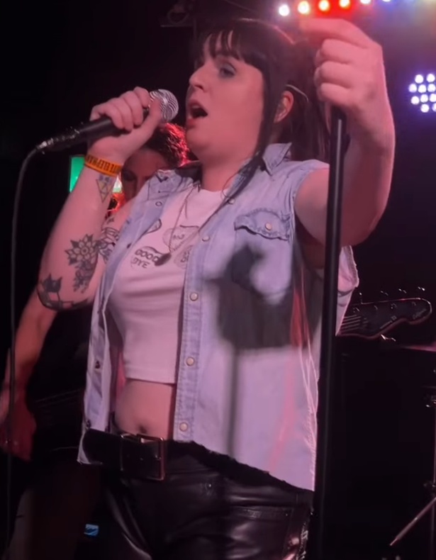 Emma Blackery nude photo 8