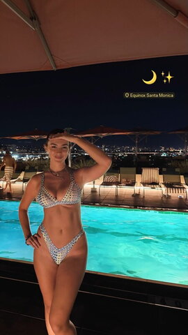 Emma Char Hot (1 photo)