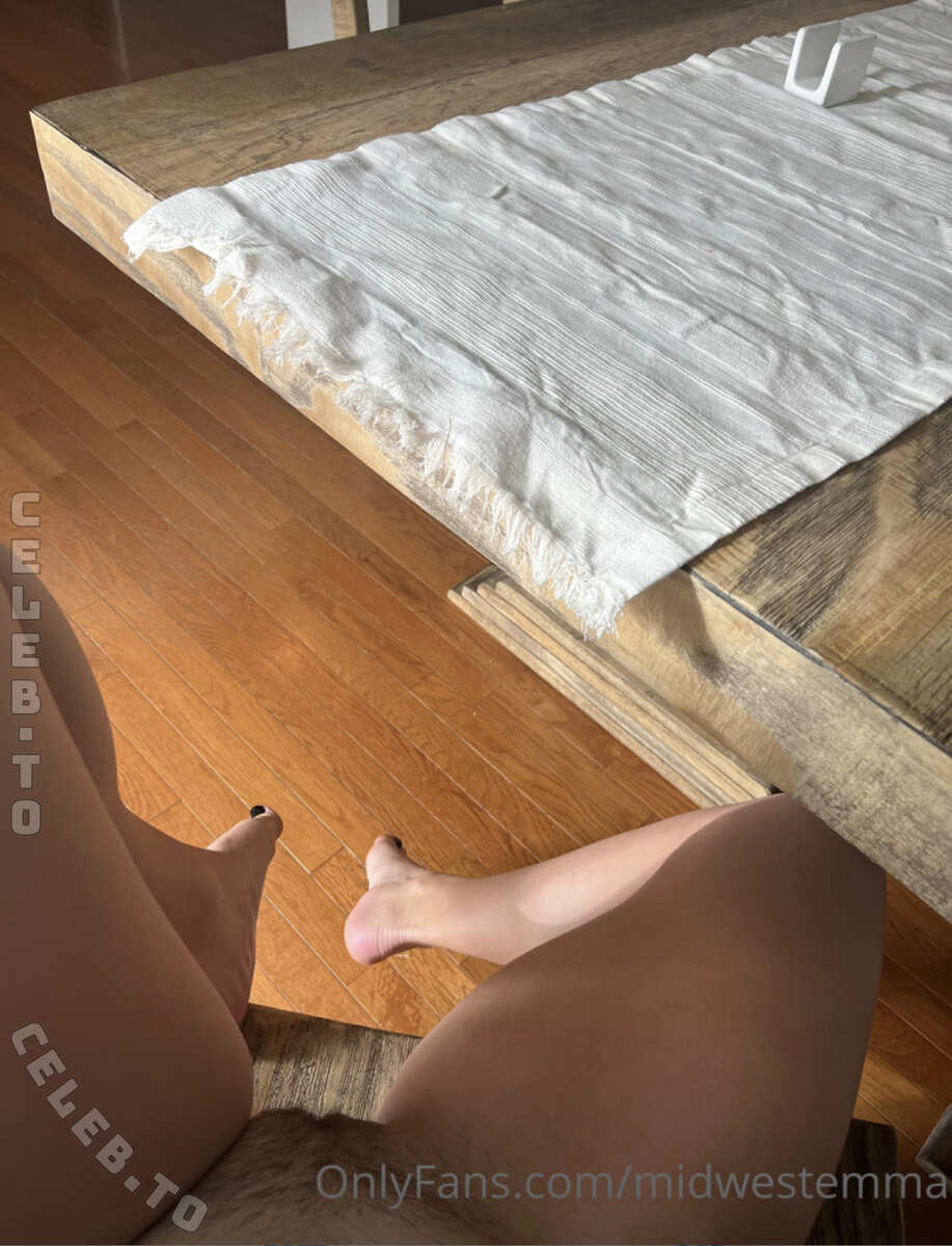 Emma Claire nude photo 3