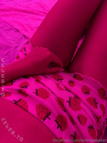 Emmaabaker – Strawberry's PPV