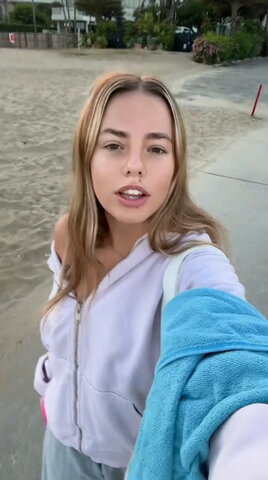Emmi Butler nude photo 6