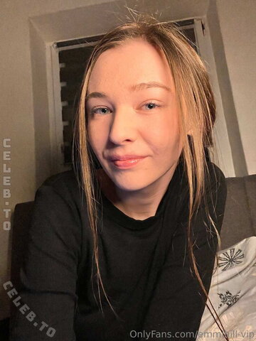 Emmi-Hill nude photo 60