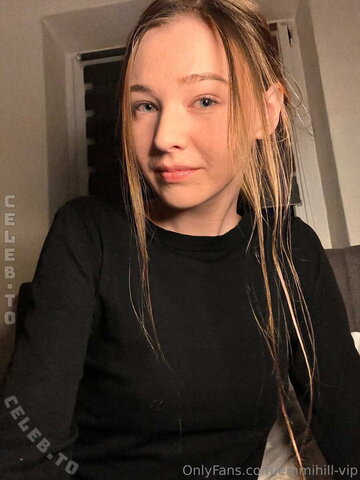 Emmi-Hill nude photo 60